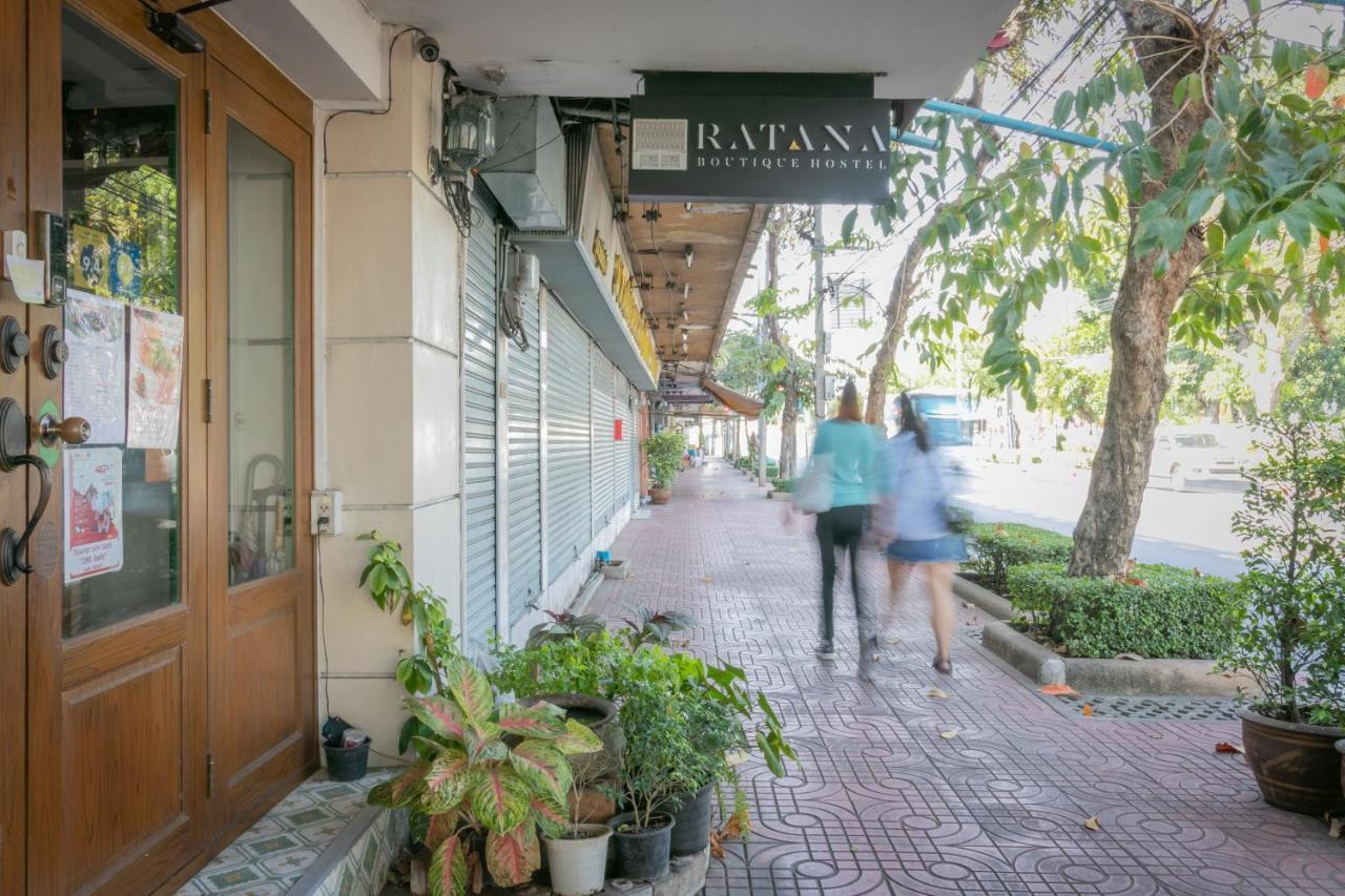 Ratana Boutique Hostel Bangkok Bagian luar foto